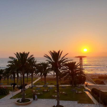 Paphos Seaview Sunset Holiday Apartments מראה חיצוני תמונה
